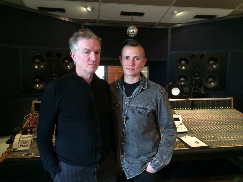 Legenden Mick Harvey og Josefin i Tritonus Studio i Berlin.