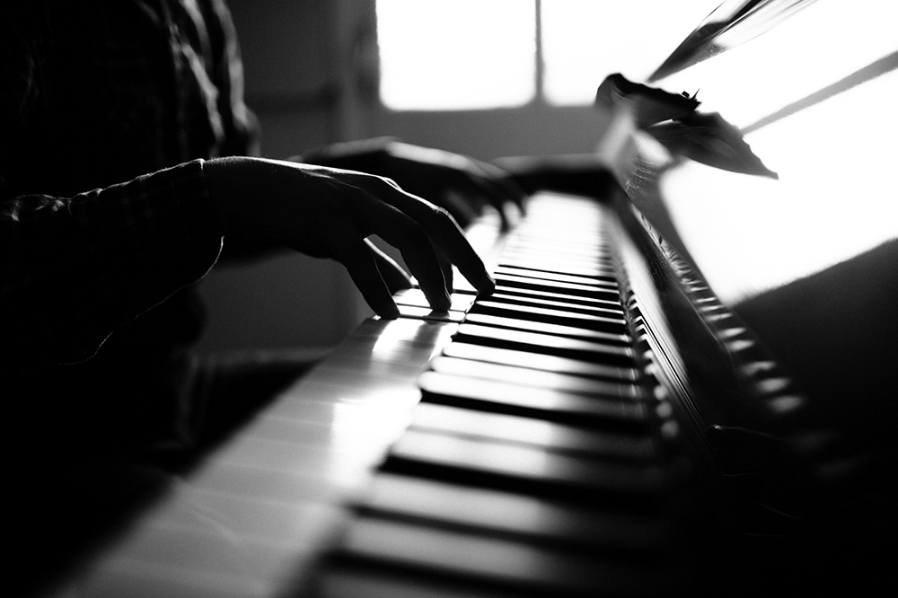 iStock_000056704012_Medium_Piano