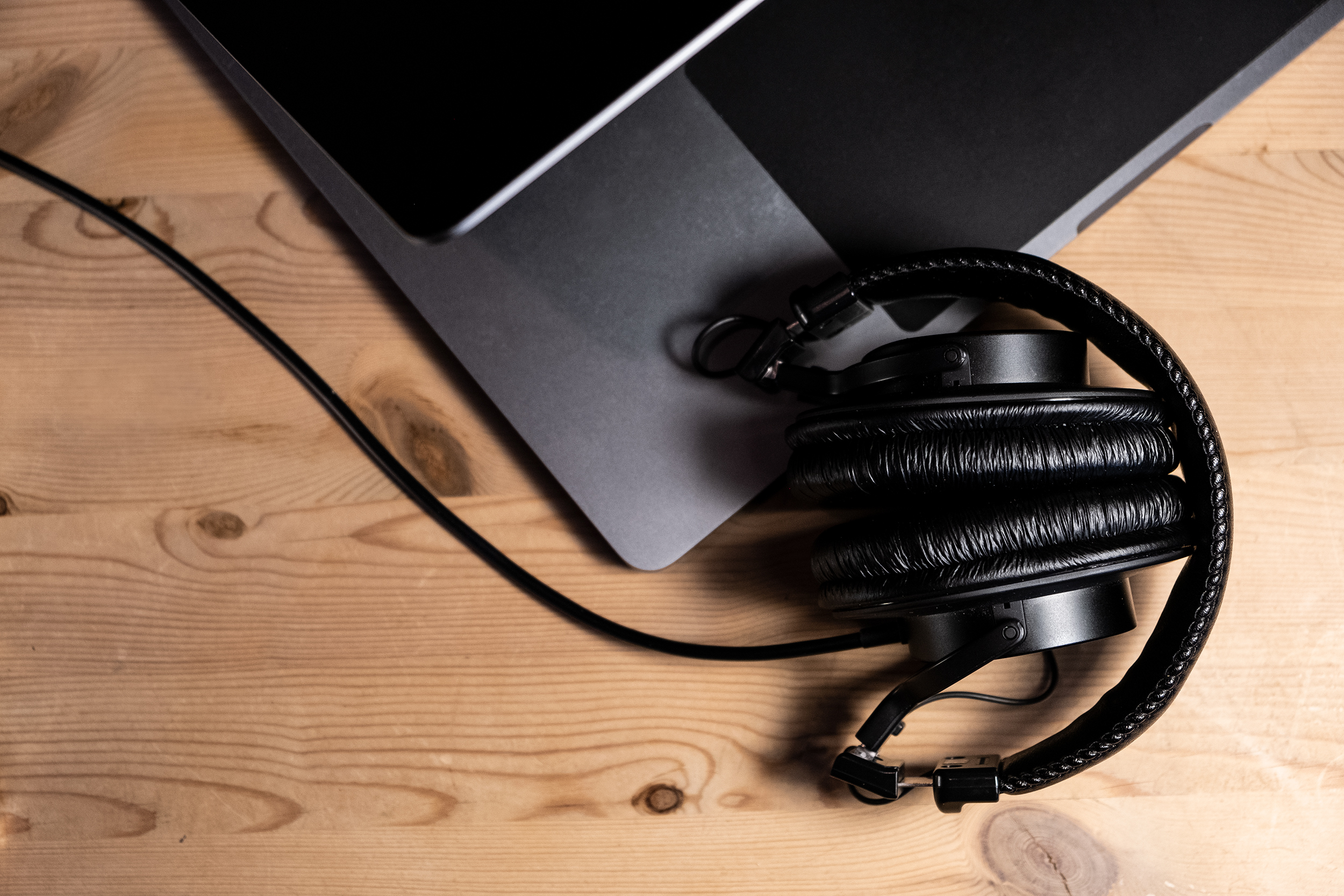 Laptop_headset_foto_KD Laptop_headset_foto_KD